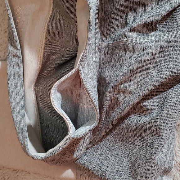 OUTDOOR VOICES Womens Springs 7/8 Leggings-Textured Compression-MidRise-EUC-Sz M - Picture 9 of 9